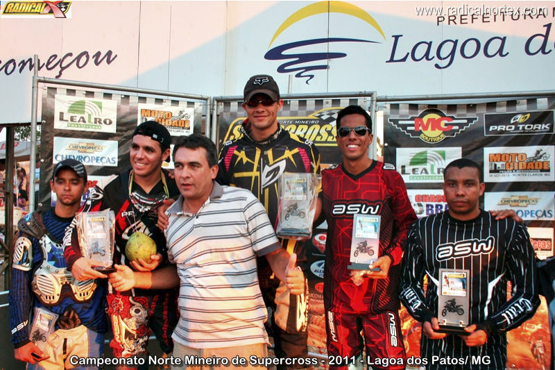 disputa-supercross-moradores-lagoa-dos-patos-mg